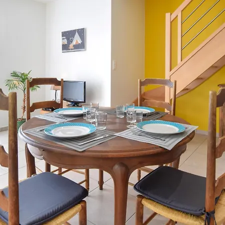 Tatil Evi 2 Bedroom Cozy In Gouville-sur-Mer