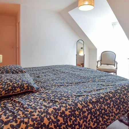 2 Bedroom Cozy In Gouville-sur-Mer