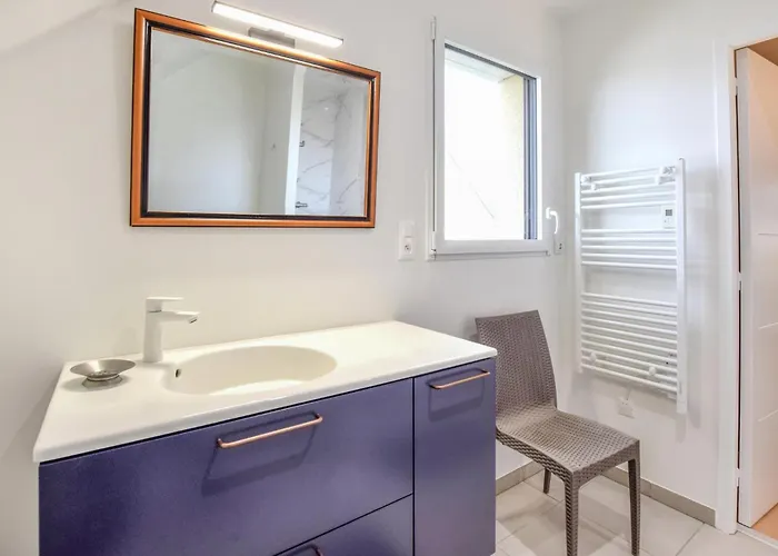 בית נופש 2 Bedroom Cozy In *