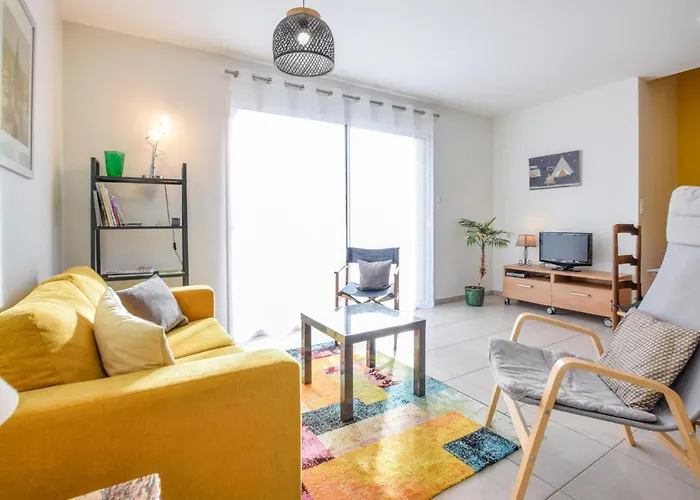2 Bedroom Cozy In בית נופש *