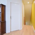 Semesterbostad 2 Bedroom Gorgeous Home In Gouville-Sur-Mer