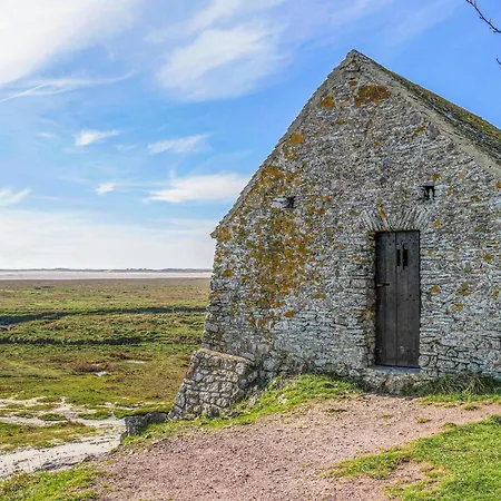 2 Bedroom Cozy In * Gouville-sur-Mer